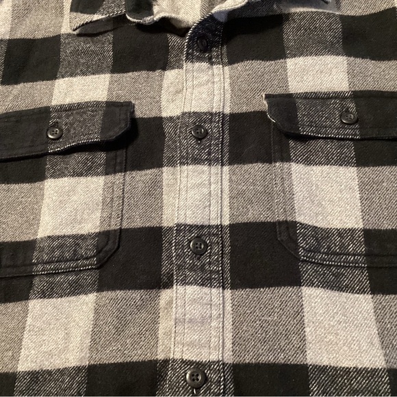 L.L. Bean Men’s Black Buffalo plaid Shirt( large) slightly fitted. - Picture 7 of 7